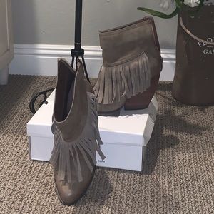 Sassy fringe Very Volatile Booties